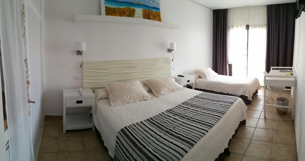 Hotel Bahia Ла-Савина Номер фото